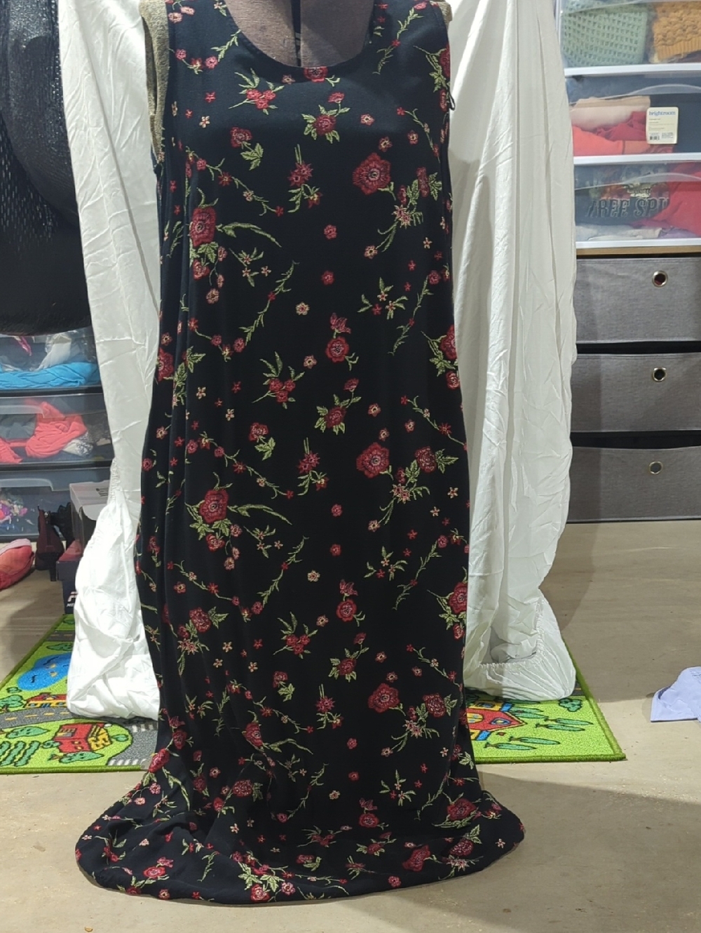 Black Floral Sleeveless Maxi Dress - Red Rose Print